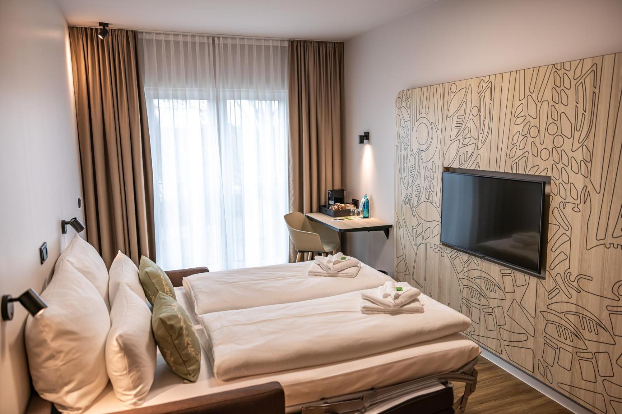 Platzhirsch Living Otel Kelsterbach Dış mekan fotoğraf
